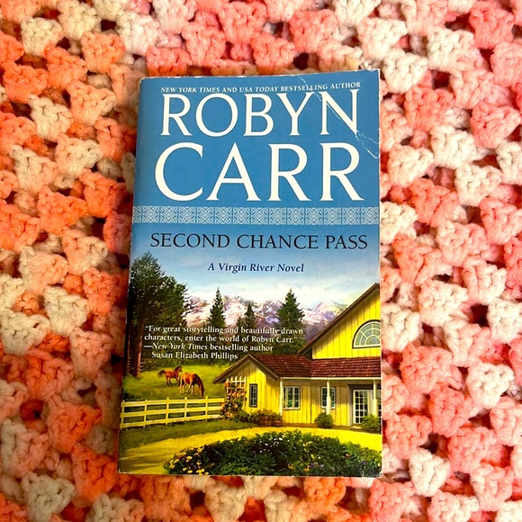 Second Chance Pass paperback book by Robyn Carr - Picture 1 of 14
